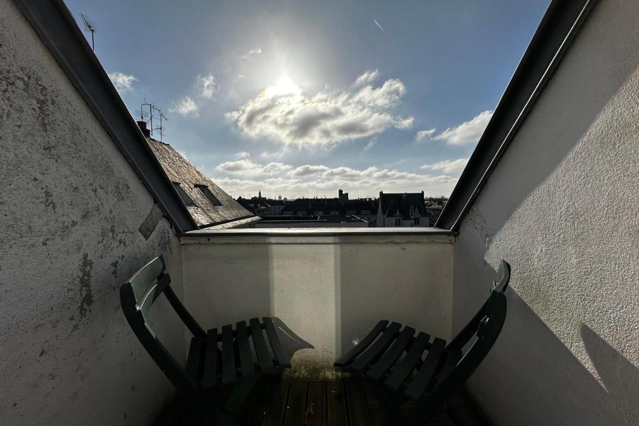 Beautiful Apartment With Terrace - Loire View 투르 외부 사진